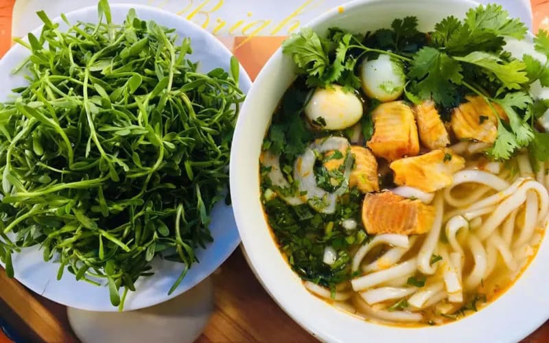 Khám phá công thức nấu bánh canh cá lóc ngon đơn giản ngay tại nhà