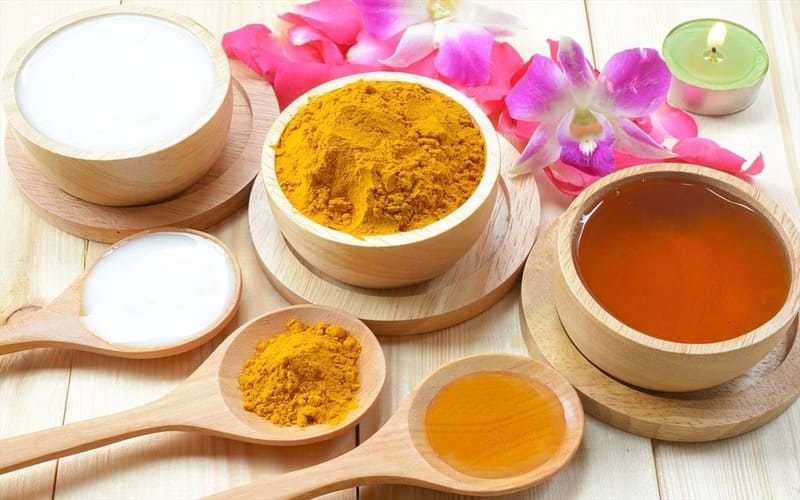 Uống tinh bột nghệ bao lâu thì đẹp da? Cách sử dụng đúng cách 